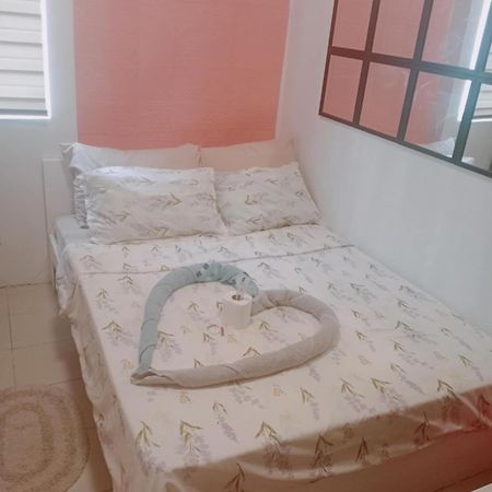 Urban Deca Staycation Mandaluyong Kültér fotó