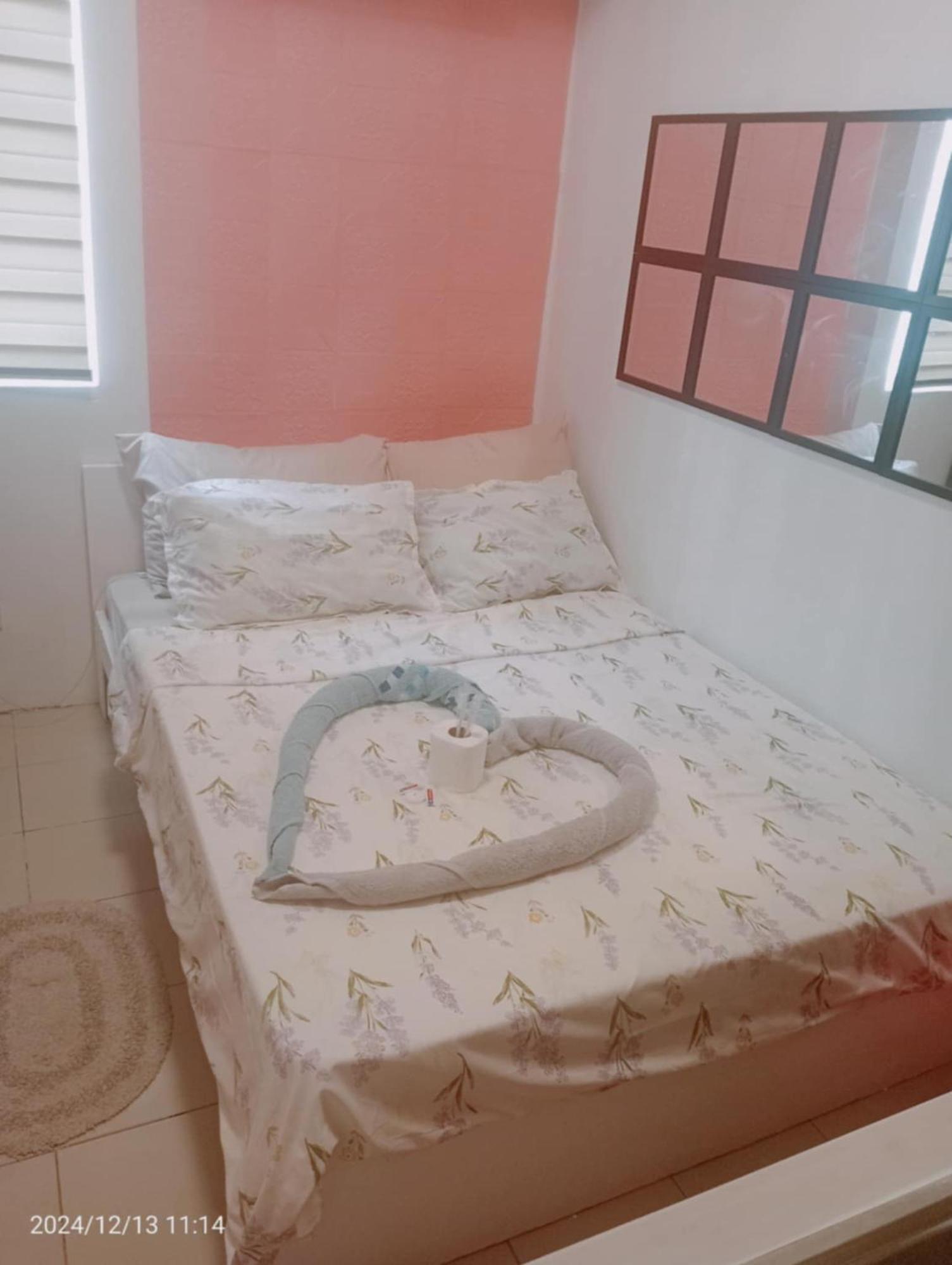 Urban Deca Staycation Mandaluyong Kültér fotó